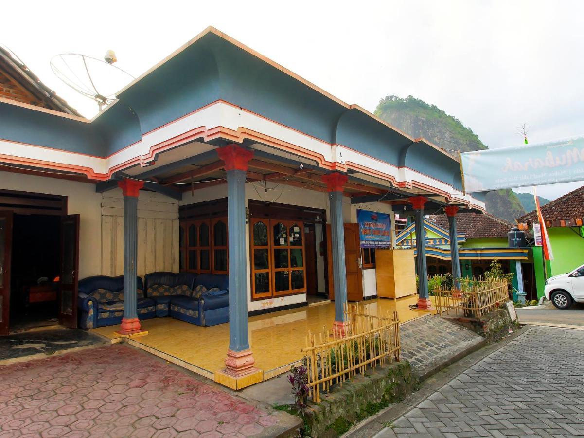 Oyo Homes 91134 Desa Wisata Tebing Lingga Trenggalek Esterno foto